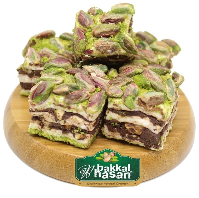 Bakkal Hasan Gaziantep Lokum Bohça Tane Fıstıklı (Hünkâr) 1 kg - (Daha Çok Al, Daha Az Öde)