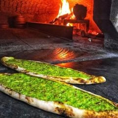 Bakkal Hasan Gaziantep Usulü Fıstıklı Şekerli Peynir Böreği (Özel Yapım)